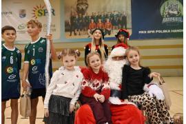 <b>CZERSK. `Święta z piłką ręczną` w Czersku – w czerskiej hali sportowej (ZDJĘCIA, WIDEO)</b>