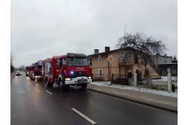 <b>Czersk, ul. Tucholska. Pożar instalacji elektrycznej</b>