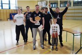 <b>CZERSK. Turnieje koszykówki na 100 lat Czerska. Nasza `Ofensywa` z Czerska najlepsza. Gratulacje! (WYNIKI, ZDJĘCIA)</b>