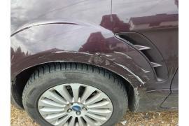 <b>CZERSK. Uszkodzone auto na parkingu. Apel do sprawcy i świadków (FOTO)</b>