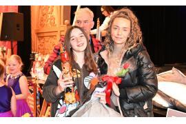 <b>AKTUALIZACJA - Sztab WOŚP w Czersku zebrał niespełna 93 tys. zł. CZERSK. Kolacja z burmistrzem za 1089 zł, 13 tys. zł w jednej puszce, tort nawet za 1300 zł, obrazy i wiele innych przedmiotów na licytacji – zobacz relację z WOŚP w Czersku (ZDJĘCIA, WIDEO)</b>